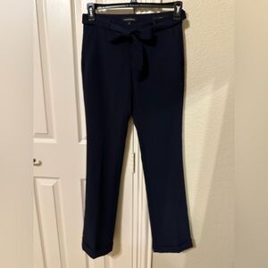 EUC Banana Republic women’s Navy cuffed Pants with tie belt size 0